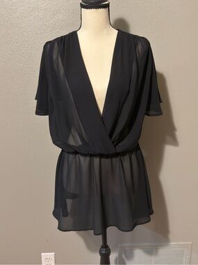 Ruby Ribbon Black Sheer Wrap Loungewear /Top / Cover Up / lingerie  size Medium